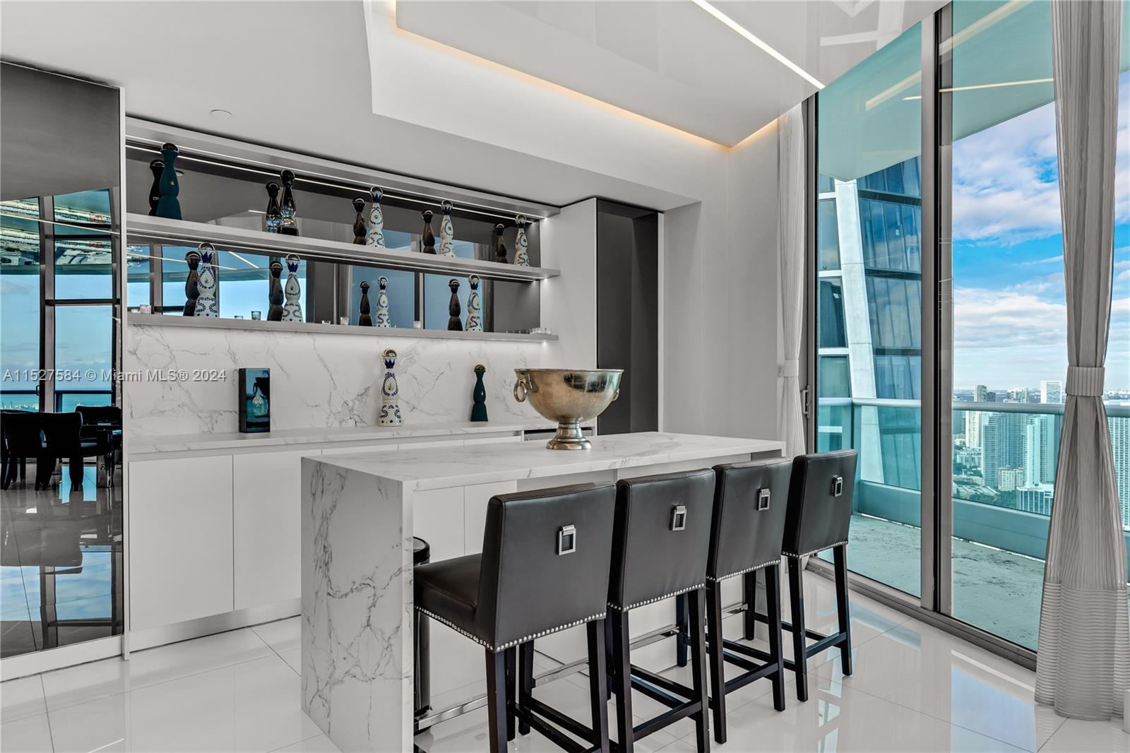 900 Biscayne Blvd 6307, Miami, Florida 33132, 3 Bedrooms Bedrooms, ,4 BathroomsBathrooms,Residentiallease,For Rent,900 Biscayne Blvd 6307,A11527584