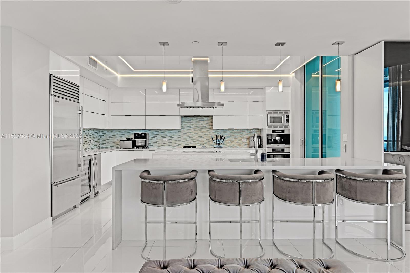 900 Biscayne Blvd 6307, Miami, Florida 33132, 3 Bedrooms Bedrooms, ,4 BathroomsBathrooms,Residentiallease,For Rent,900 Biscayne Blvd 6307,A11527584