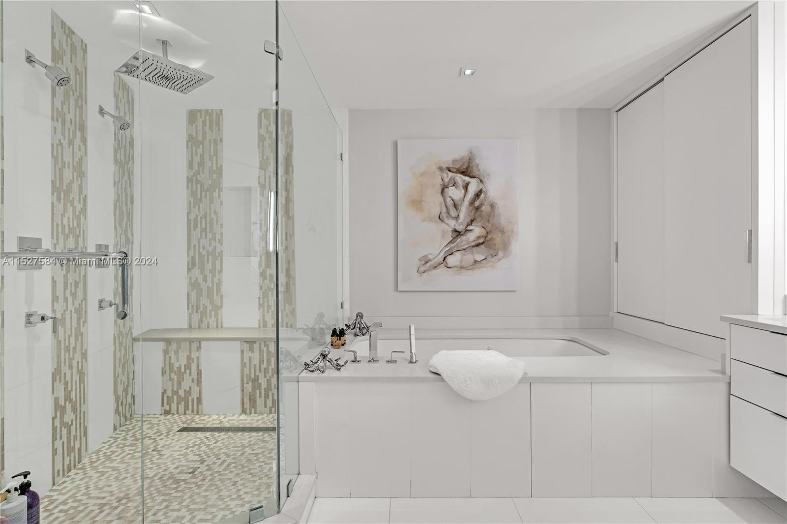 900 Biscayne Blvd 6307, Miami, Florida 33132, 3 Bedrooms Bedrooms, ,4 BathroomsBathrooms,Residentiallease,For Rent,900 Biscayne Blvd 6307,A11527584