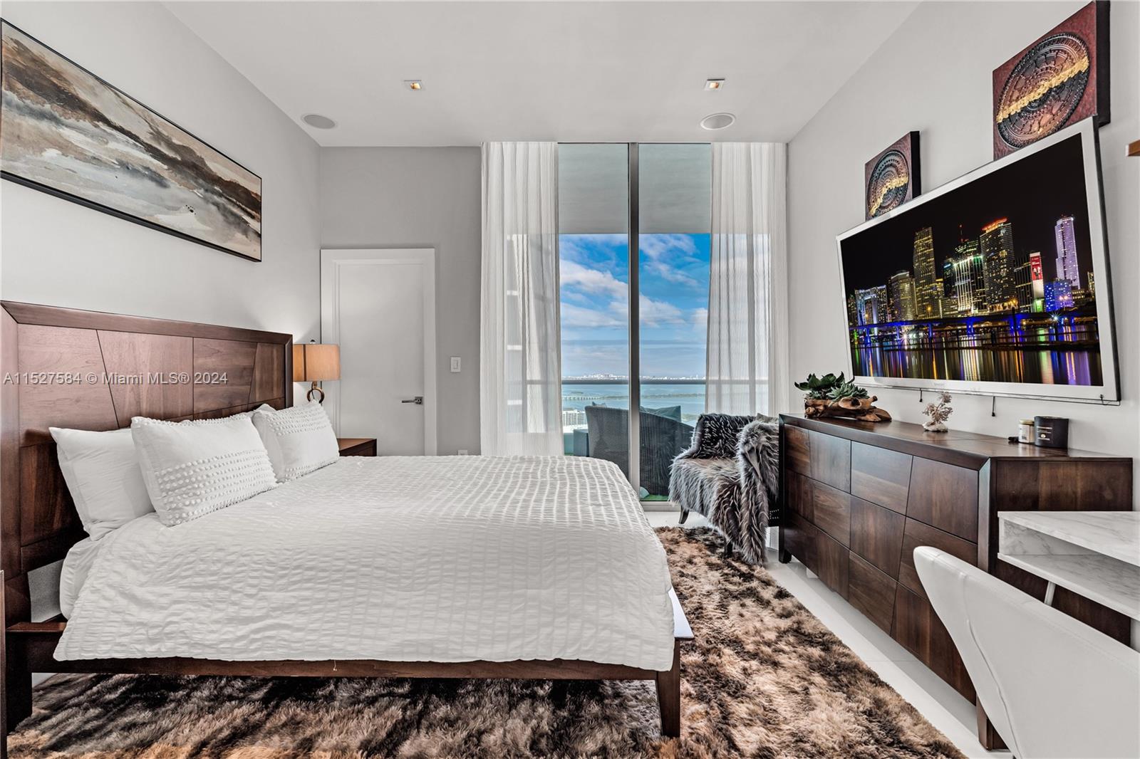 900 Biscayne Blvd 6307, Miami, Florida 33132, 3 Bedrooms Bedrooms, ,4 BathroomsBathrooms,Residentiallease,For Rent,900 Biscayne Blvd 6307,A11527584