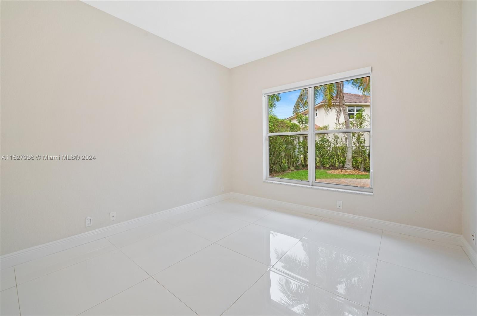 2012 Harbor View Cir, Weston, FL, 33327 United States, 6 Bedrooms Bedrooms, ,4 BathroomsBathrooms,Residential,For Sale,Harbor View Cir,A11527936