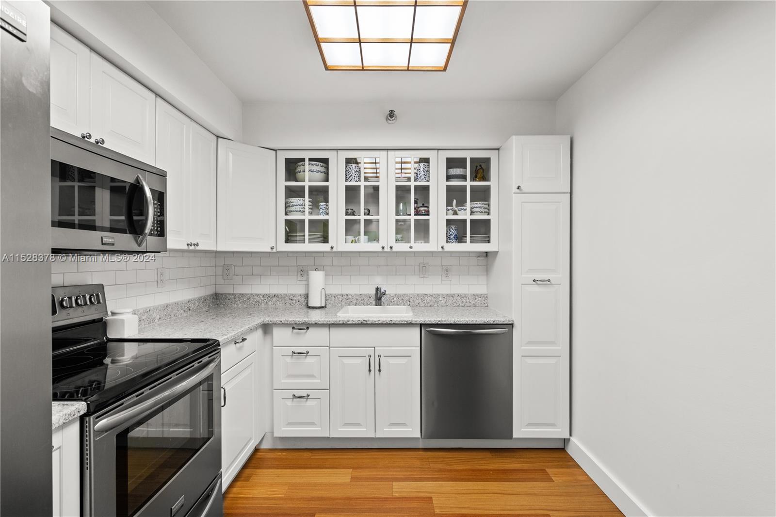 3530 Mystic Pointe Dr 603, Aventura, Florida 33180, 2 Bedrooms Bedrooms, ,2 BathroomsBathrooms,Residentiallease,For Rent,3530 Mystic Pointe Dr 603,A11528378