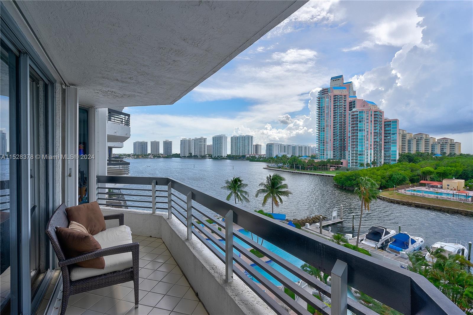 3530 Mystic Pointe Dr 603, Aventura, Florida 33180, 2 Bedrooms Bedrooms, ,2 BathroomsBathrooms,Residentiallease,For Rent,3530 Mystic Pointe Dr 603,A11528378