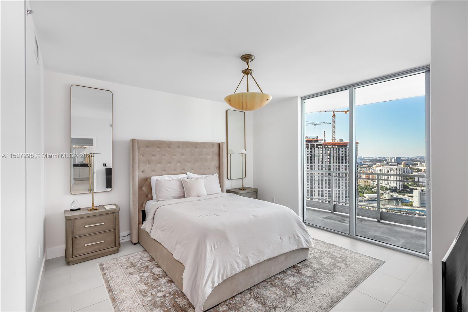 90 SW 3rd St 3407, Miami, Florida 33130, 2 Bedrooms Bedrooms, ,2 BathroomsBathrooms,Residential,For Sale,90 SW 3rd St 3407,A11527295