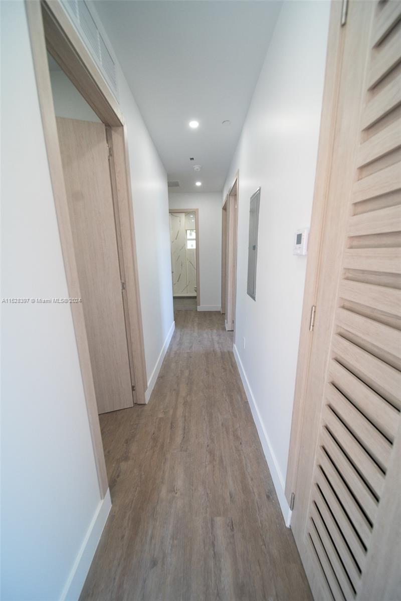 500 Foster Rd B, Hallandale Beach, Florida 33009, 3 Bedrooms Bedrooms, ,2 BathroomsBathrooms,Residentiallease,For Rent,500 Foster Rd B,A11528397