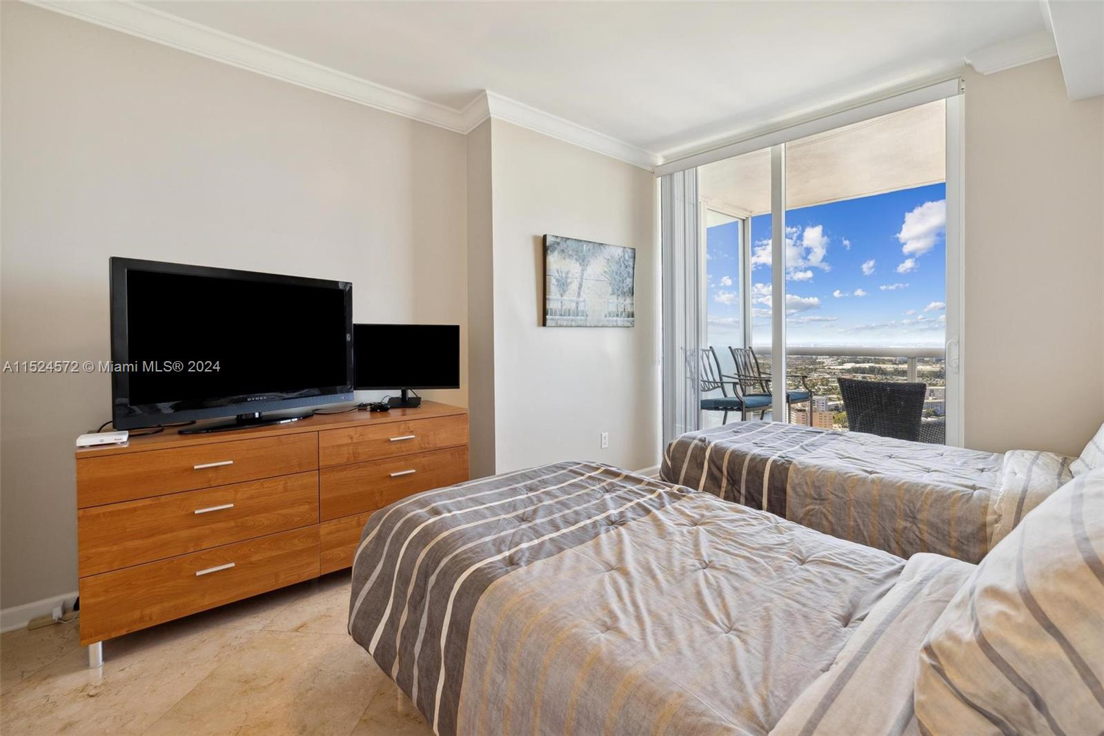 1800 S Ocean Dr 4007, Hallandale Beach, Florida 33009, 3 Bedrooms Bedrooms, ,3 BathroomsBathrooms,Residentiallease,For Rent,1800 S Ocean Dr 4007,A11524572