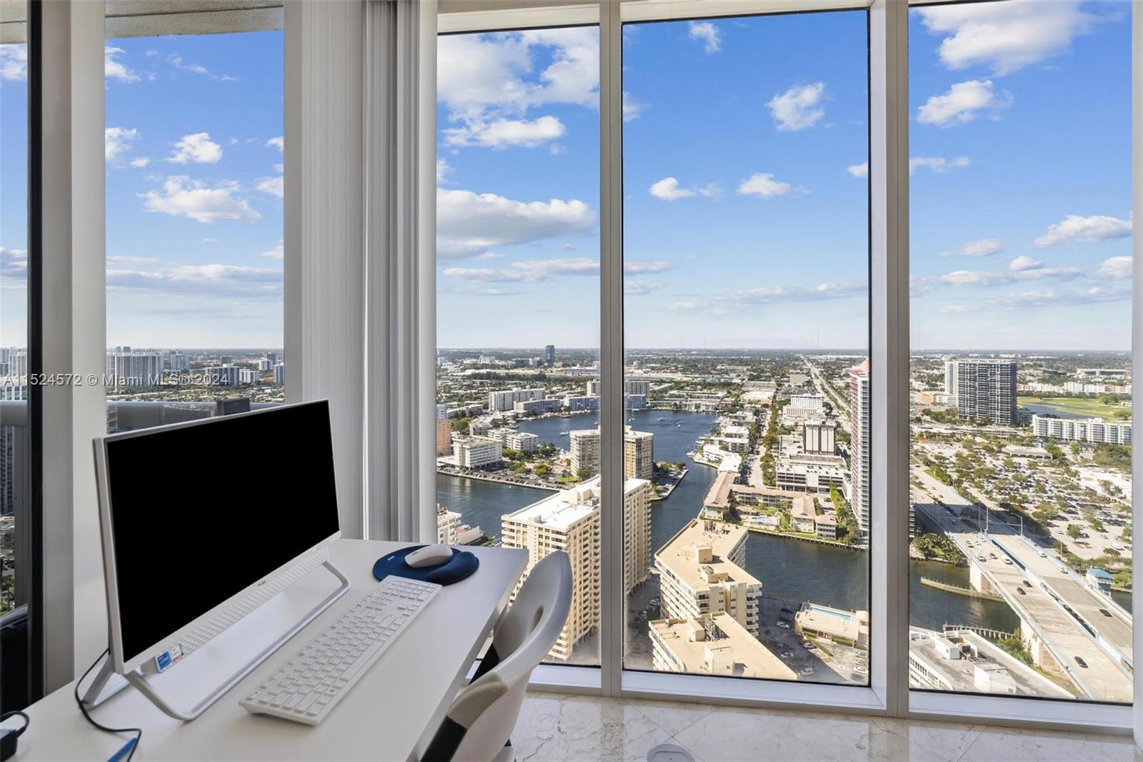 1800 S Ocean Dr 4007, Hallandale Beach, Florida 33009, 3 Bedrooms Bedrooms, ,3 BathroomsBathrooms,Residentiallease,For Rent,1800 S Ocean Dr 4007,A11524572