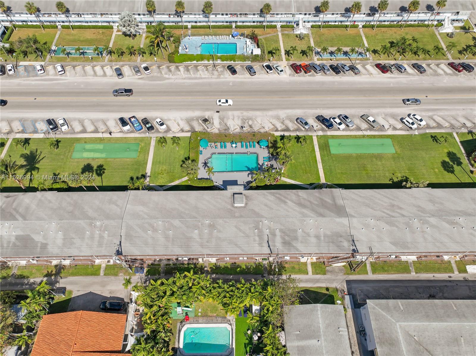 BUILDING POOL is the MIDDLE PICTURE