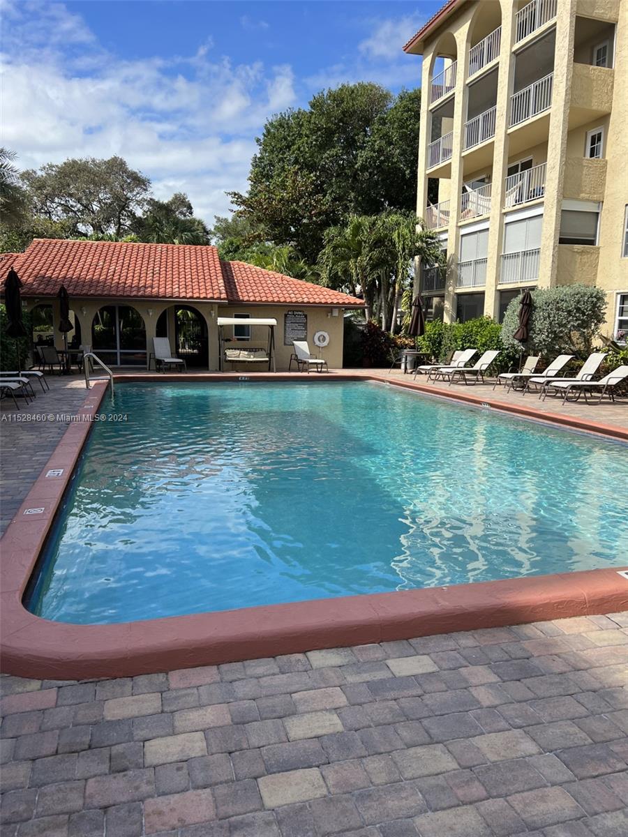 950 Ponce De Leon Rd, Boca Raton, FL, 33432 United States, 2 Bedrooms Bedrooms, ,2 BathroomsBathrooms,Residential,For Sale,Ponce De Leon Rd,A11528460