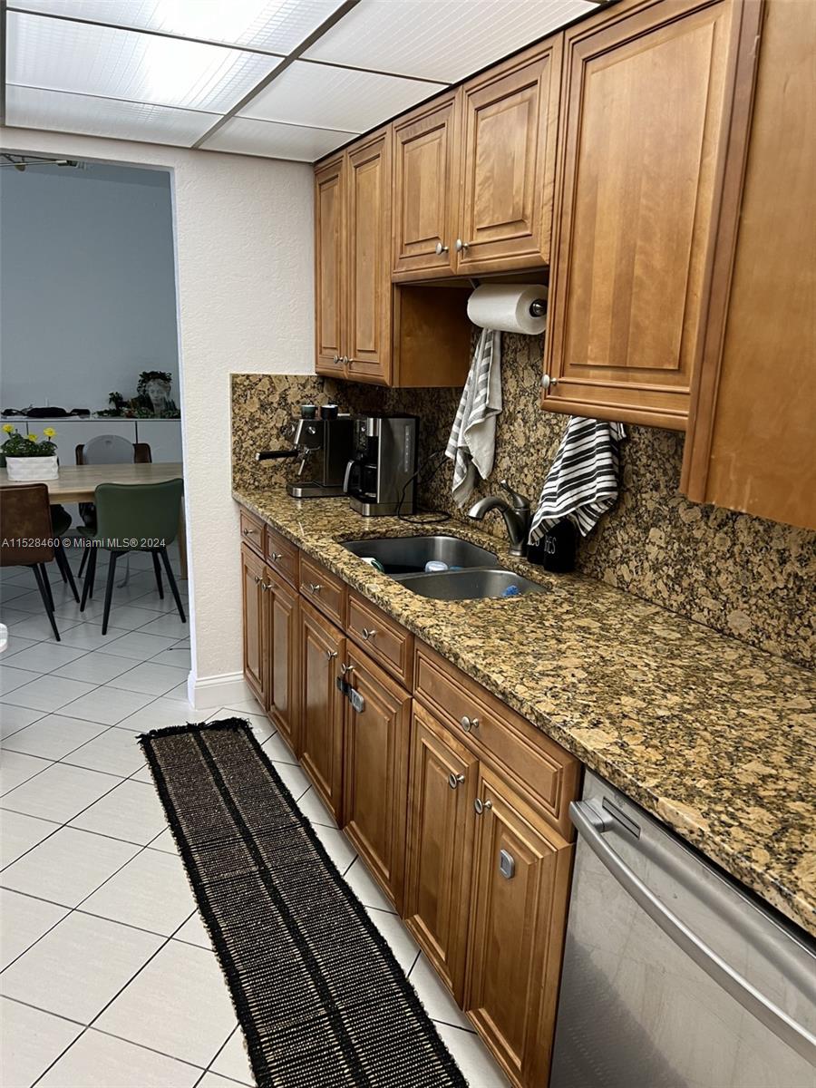 950 Ponce De Leon Rd, Boca Raton, FL, 33432 United States, 2 Bedrooms Bedrooms, ,2 BathroomsBathrooms,Residential,For Sale,Ponce De Leon Rd,A11528460