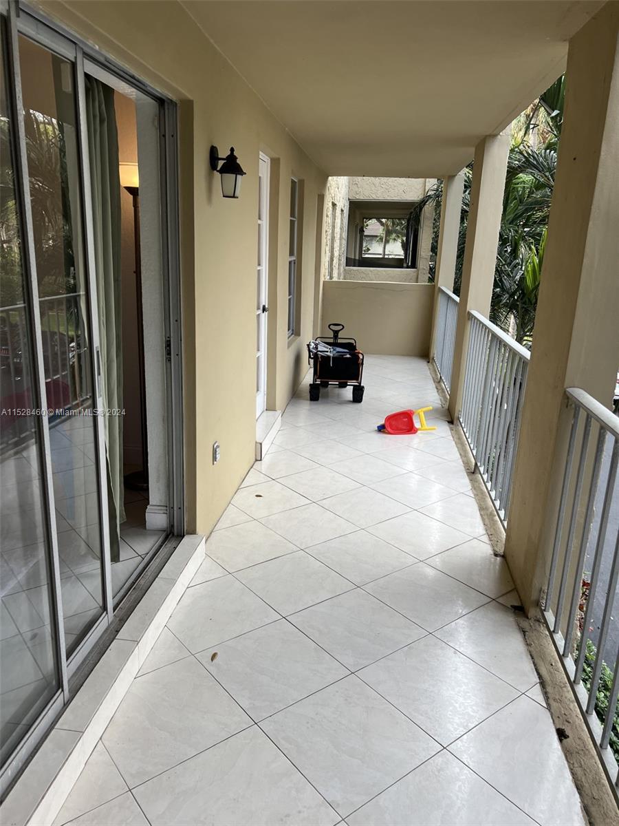 950 Ponce De Leon Rd, Boca Raton, FL, 33432 United States, 2 Bedrooms Bedrooms, ,2 BathroomsBathrooms,Residential,For Sale,Ponce De Leon Rd,A11528460