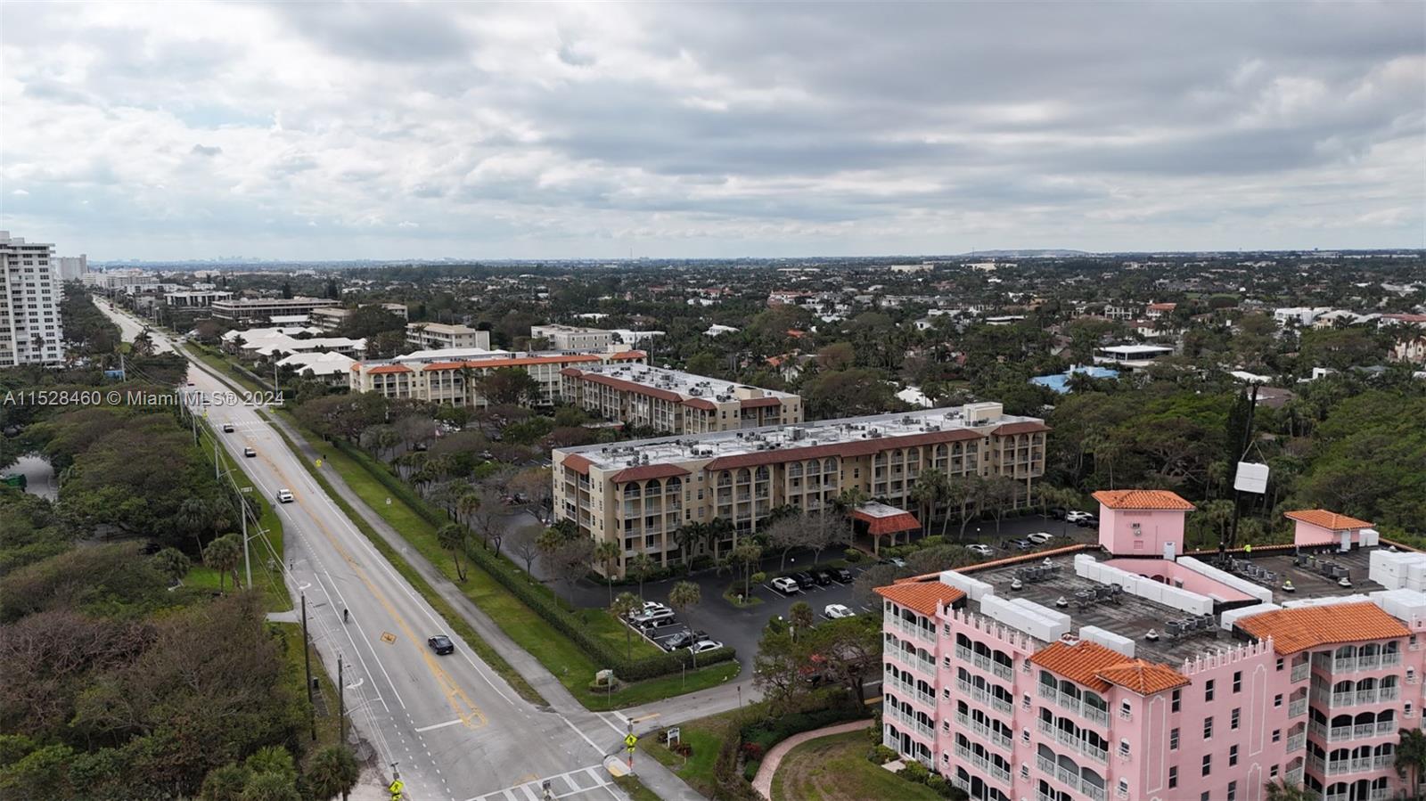 950 Ponce De Leon Rd, Boca Raton, FL, 33432 United States, 2 Bedrooms Bedrooms, ,2 BathroomsBathrooms,Residential,For Sale,Ponce De Leon Rd,A11528460