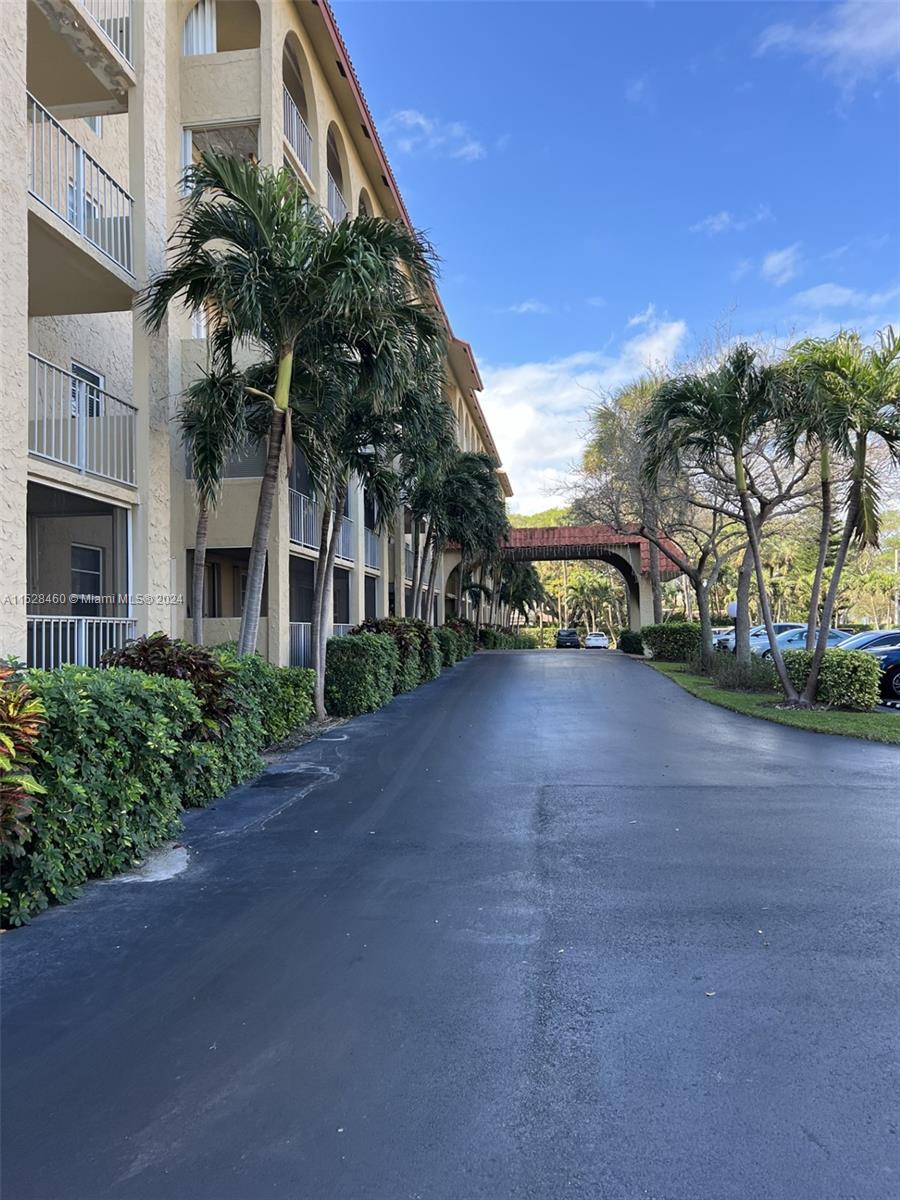 950 Ponce De Leon Rd, Boca Raton, FL, 33432 United States, 2 Bedrooms Bedrooms, ,2 BathroomsBathrooms,Residential,For Sale,Ponce De Leon Rd,A11528460