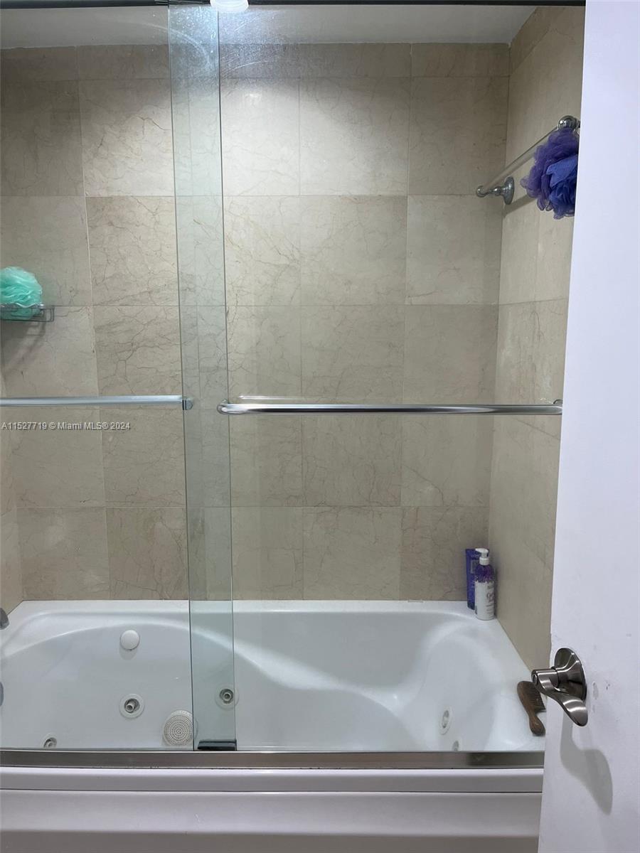 18011 Biscayne Blvd, Aventura, FL, 33160 United States, 2 Bedrooms Bedrooms, ,2 BathroomsBathrooms,Residential,For Sale,Biscayne Blvd,A11527719
