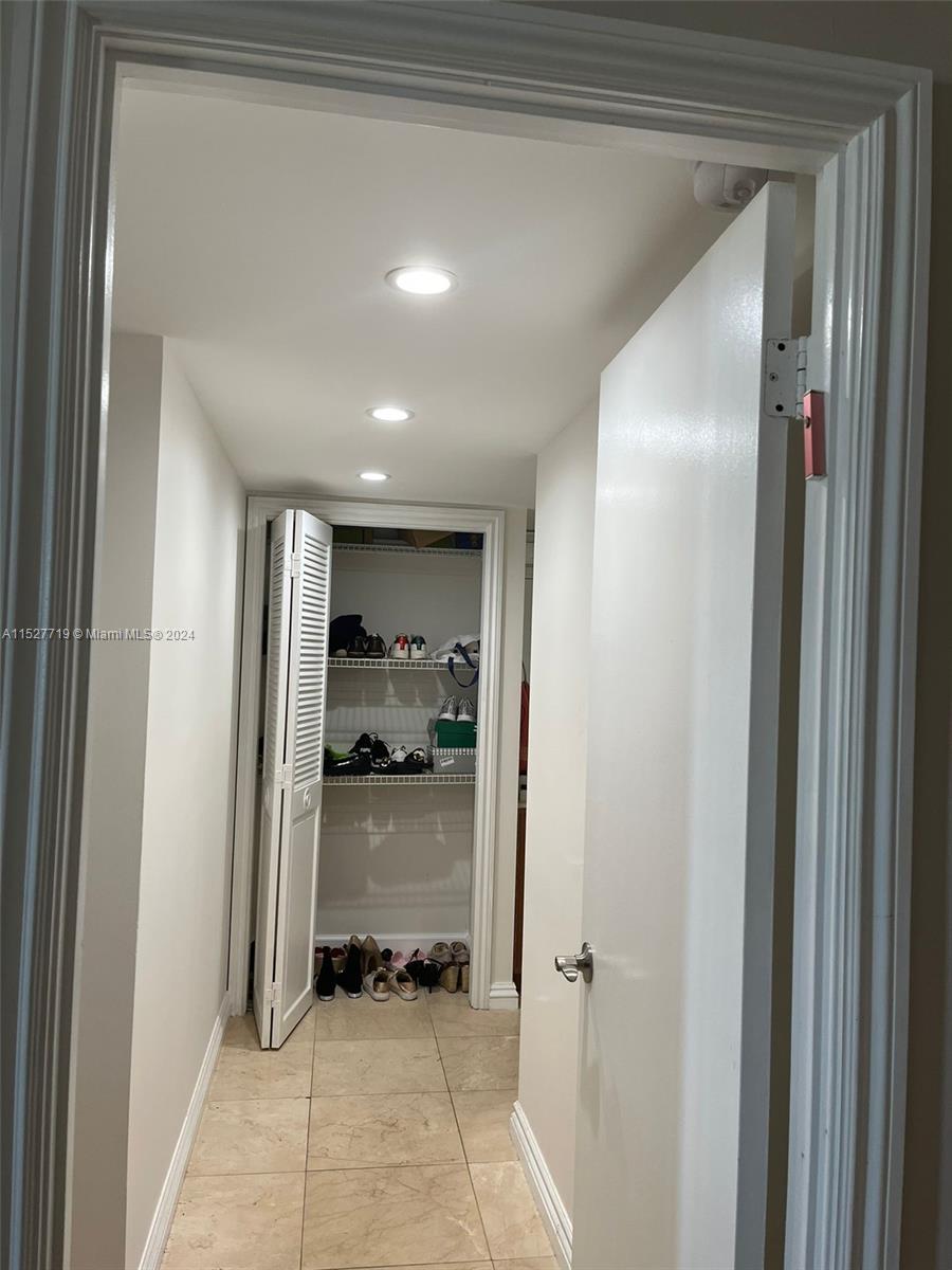 18011 Biscayne Blvd, Aventura, FL, 33160 United States, 2 Bedrooms Bedrooms, ,2 BathroomsBathrooms,Residential,For Sale,Biscayne Blvd,A11527719