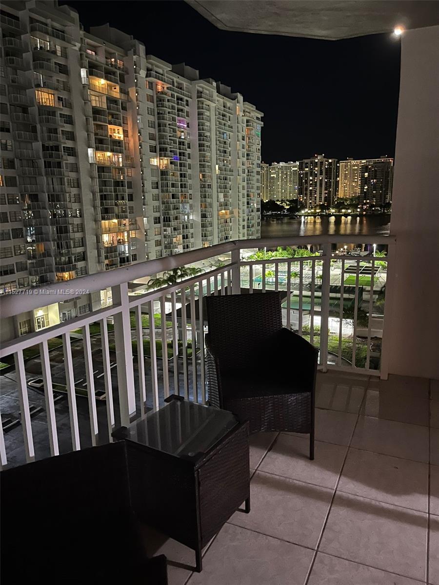 18011 Biscayne Blvd, Aventura, FL, 33160 United States, 2 Bedrooms Bedrooms, ,2 BathroomsBathrooms,Residential,For Sale,Biscayne Blvd,A11527719