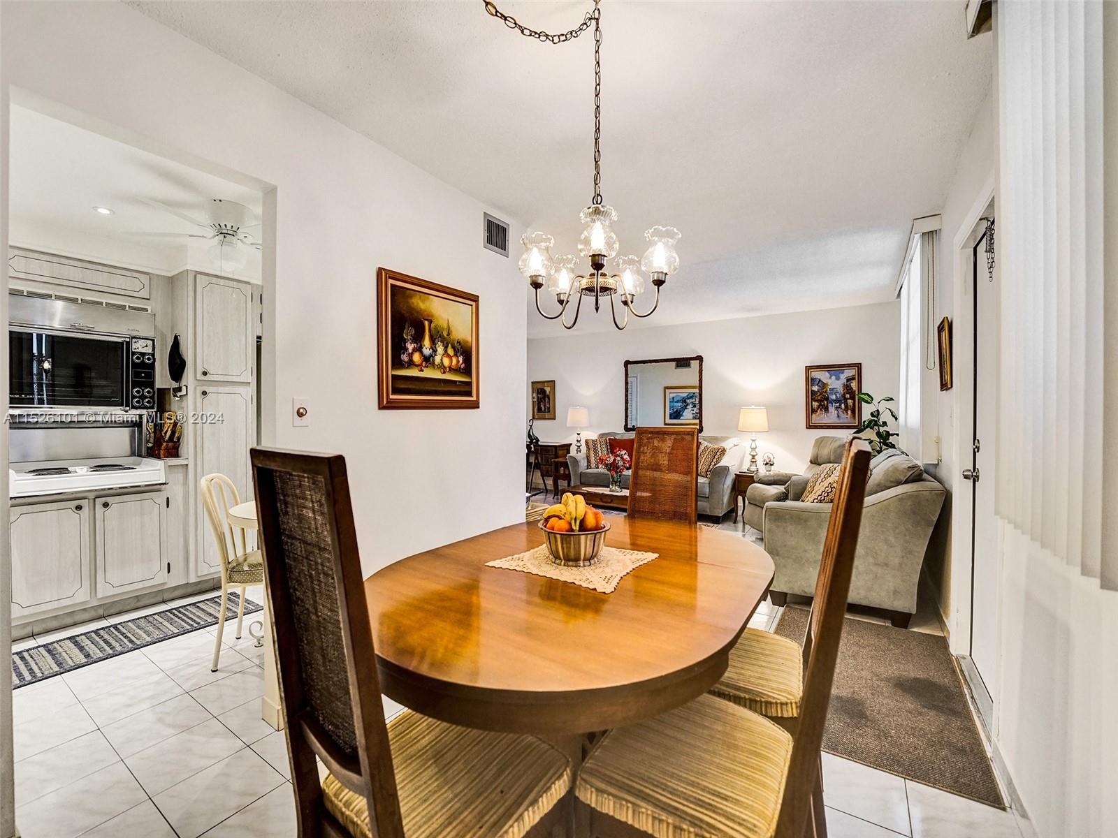 1811 Jefferson St 706, Hollywood, Florida 33020, 1 Bedroom Bedrooms, ,1 BathroomBathrooms,Residential,For Sale,1811 Jefferson St 706,A11526101