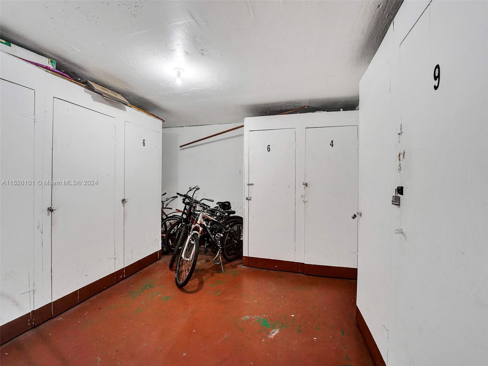 1811 Jefferson St 706, Hollywood, Florida 33020, 1 Bedroom Bedrooms, ,1 BathroomBathrooms,Residential,For Sale,1811 Jefferson St 706,A11526101