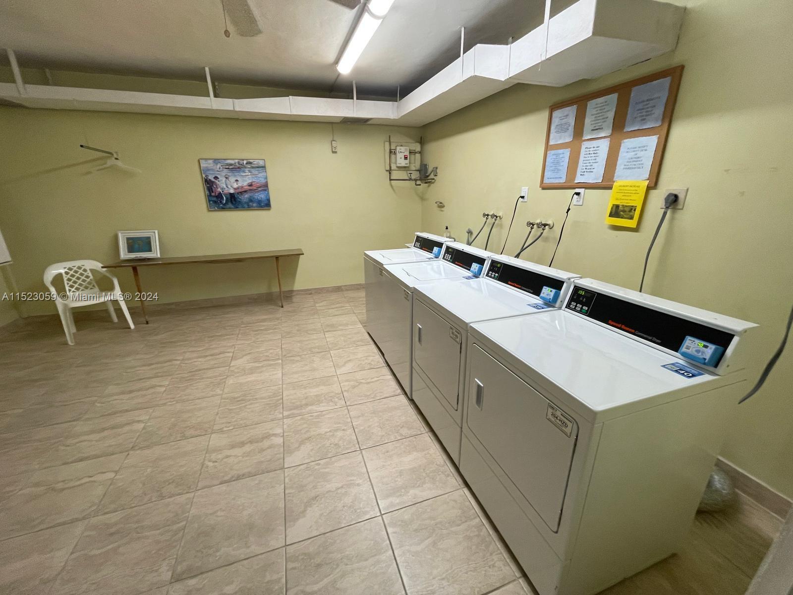 4350 Hillcrest Dr 1014, Hollywood, Florida 33021, 2 Bedrooms Bedrooms, ,2 BathroomsBathrooms,Residential,For Sale,4350 Hillcrest Dr 1014,A11523059