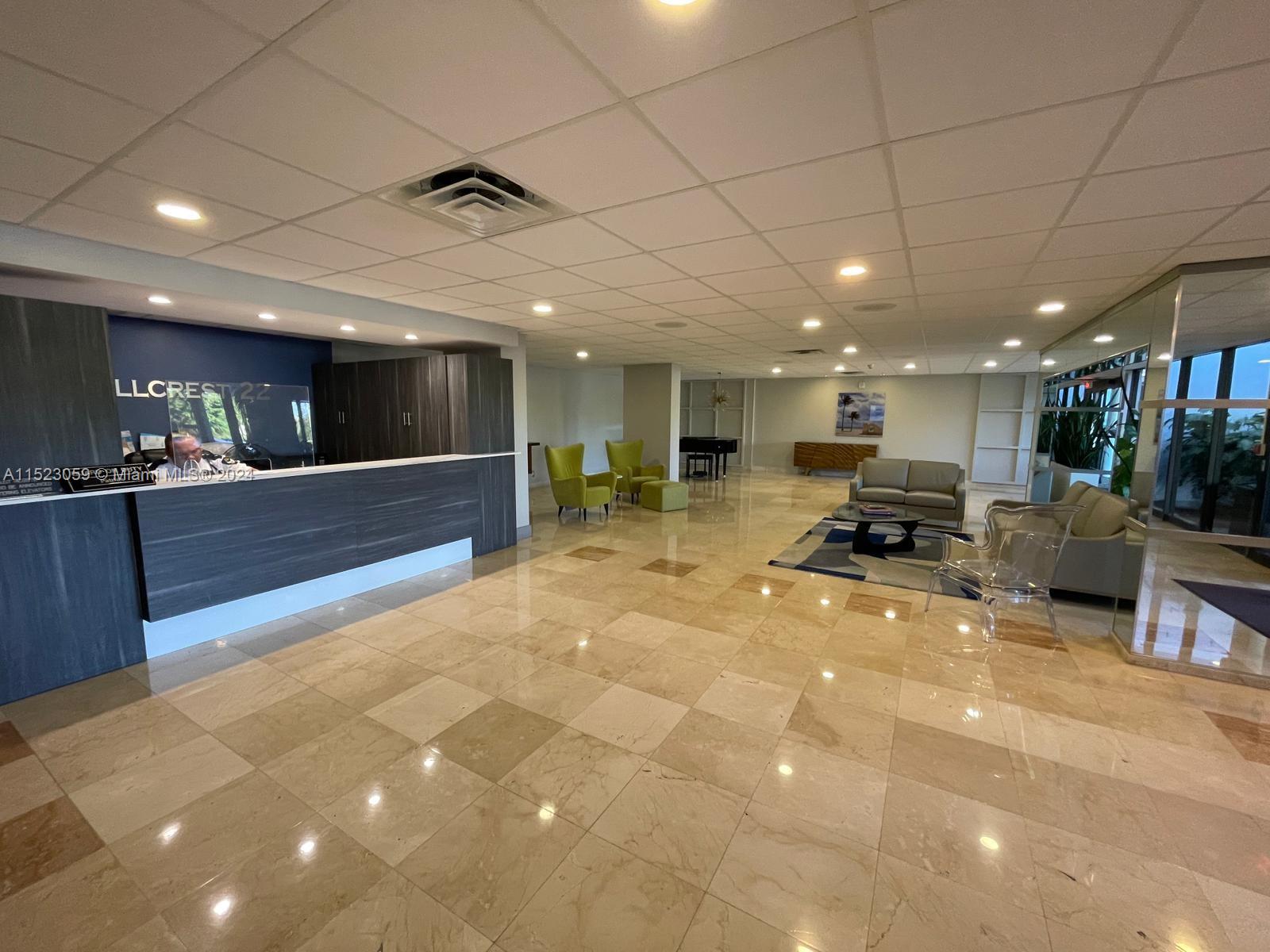 4350 Hillcrest Dr 1014, Hollywood, Florida 33021, 2 Bedrooms Bedrooms, ,2 BathroomsBathrooms,Residential,For Sale,4350 Hillcrest Dr 1014,A11523059