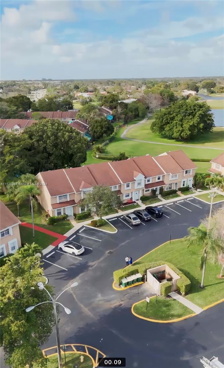 7080 Woodmont Ave, Tamarac, Florida 33321, 2 Bedrooms Bedrooms, ,2 BathroomsBathrooms,Residential,For Sale,7080 Woodmont Ave,A11528388