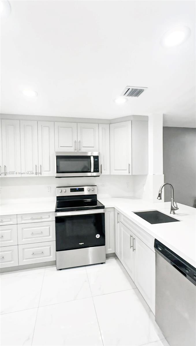 7080 Woodmont Ave, Tamarac, Florida 33321, 2 Bedrooms Bedrooms, ,2 BathroomsBathrooms,Residential,For Sale,7080 Woodmont Ave,A11528388