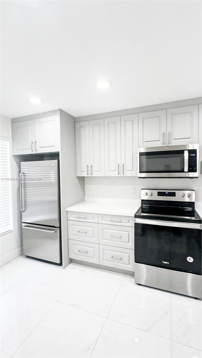 7080 Woodmont Ave, Tamarac, Florida 33321, 2 Bedrooms Bedrooms, ,2 BathroomsBathrooms,Residential,For Sale,7080 Woodmont Ave,A11528388