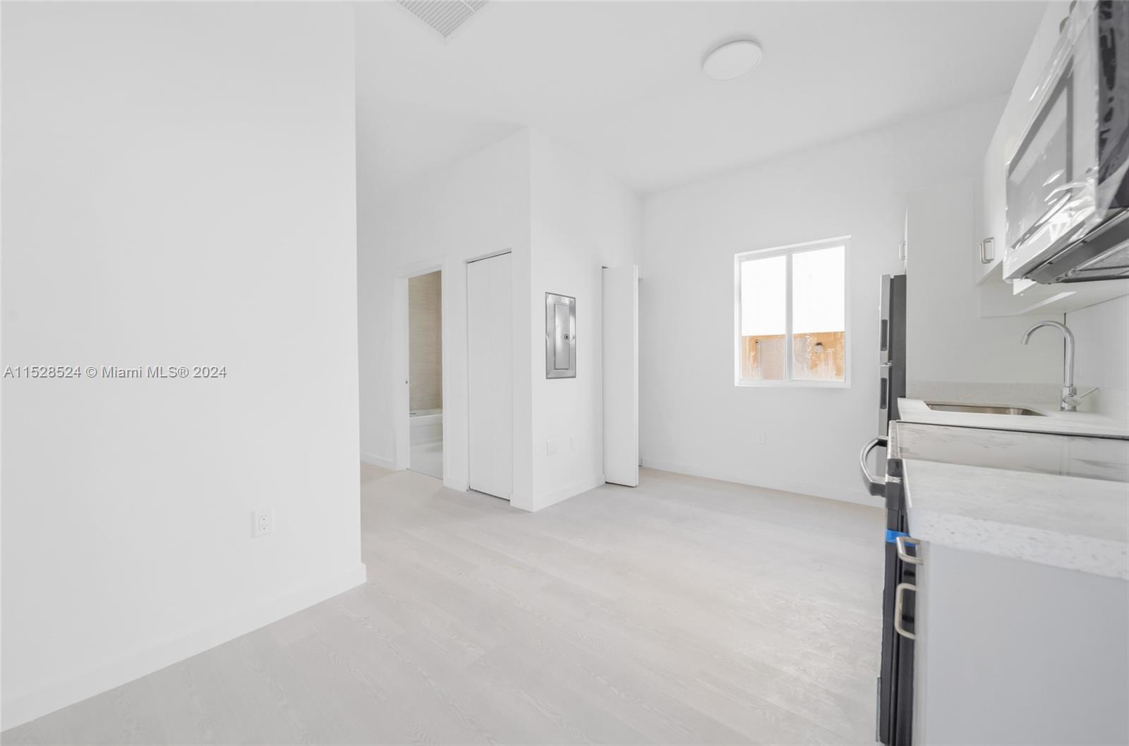 1567 NW 1st St, Miami, Florida 33125, ,Commercialsale,For Sale,1567 NW 1st St,A11528524