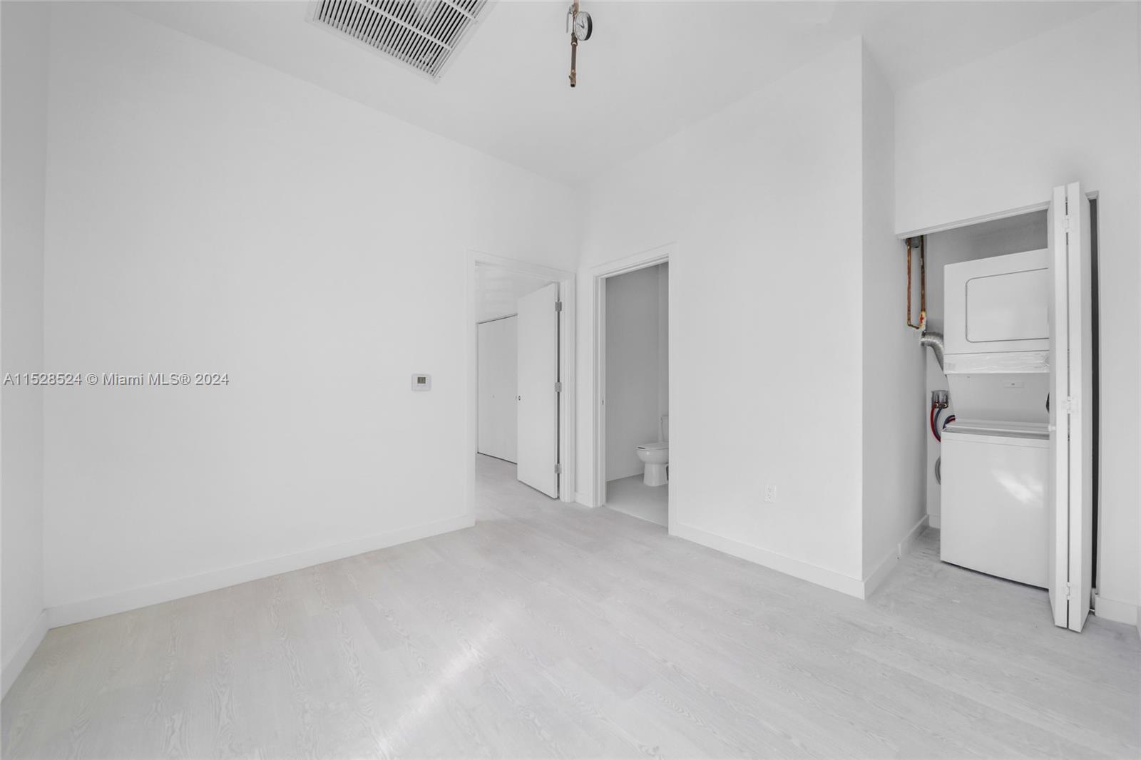 1567 NW 1st St, Miami, Florida 33125, ,Commercialsale,For Sale,1567 NW 1st St,A11528524