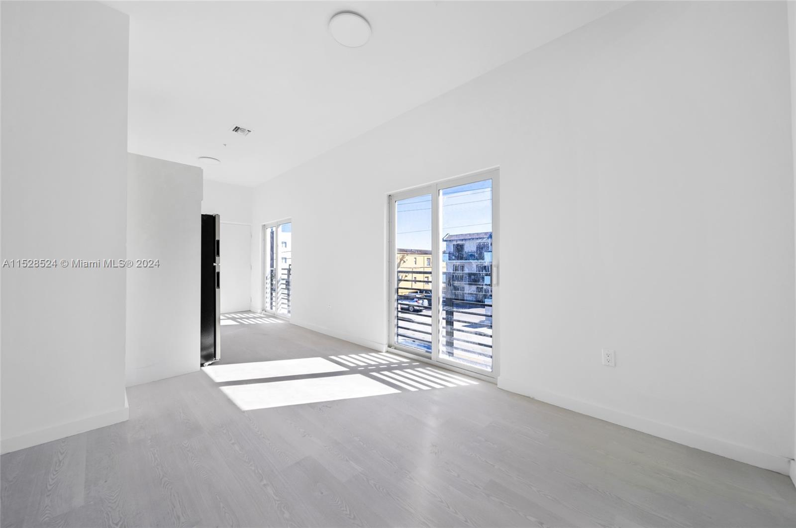 1567 NW 1st St, Miami, Florida 33125, ,Commercialsale,For Sale,1567 NW 1st St,A11528524