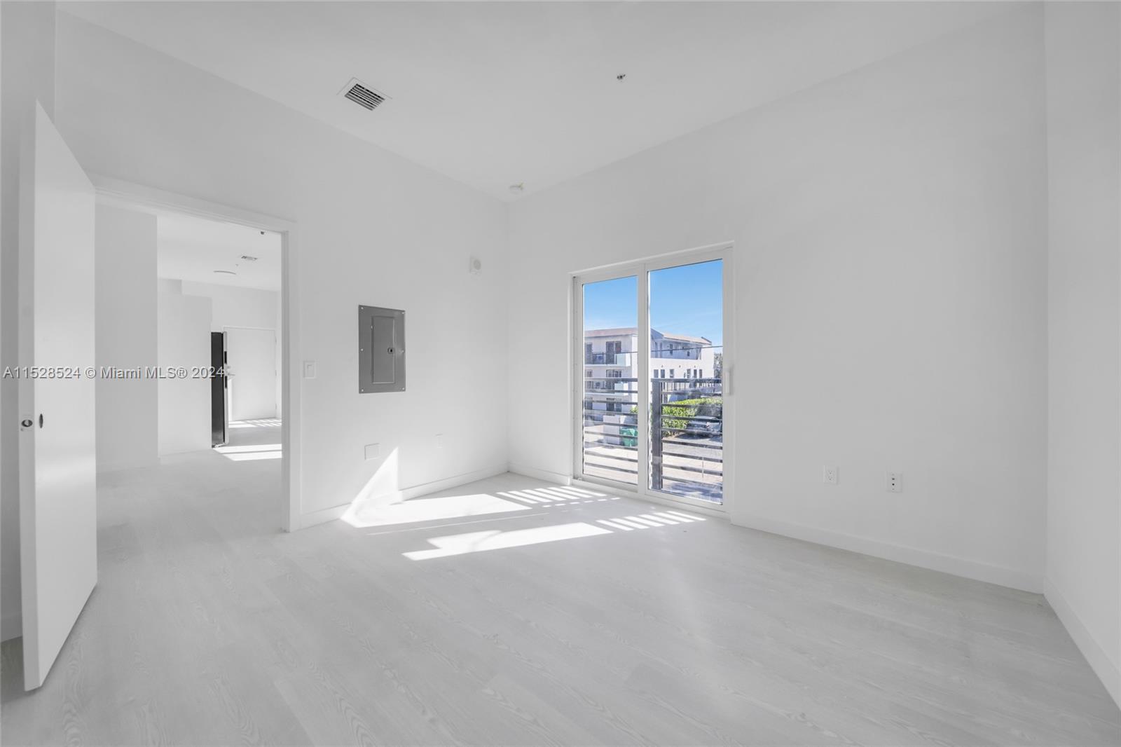 1567 NW 1st St, Miami, Florida 33125, ,Commercialsale,For Sale,1567 NW 1st St,A11528524