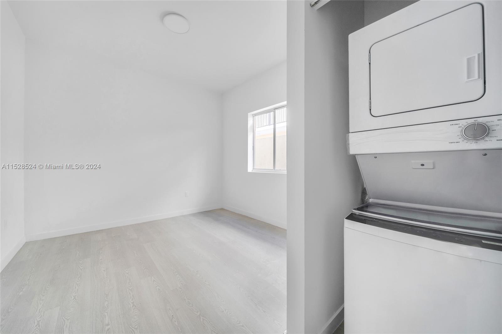 1567 NW 1st St, Miami, Florida 33125, ,Commercialsale,For Sale,1567 NW 1st St,A11528524