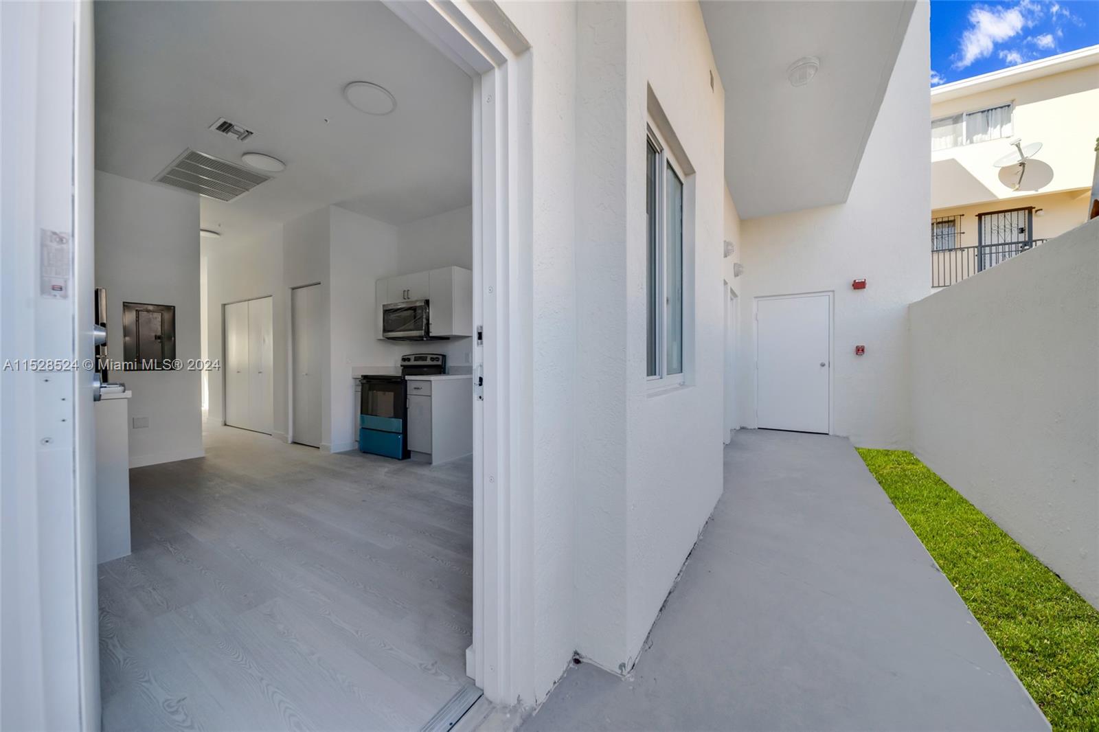 1567 NW 1st St, Miami, Florida 33125, ,Commercialsale,For Sale,1567 NW 1st St,A11528524