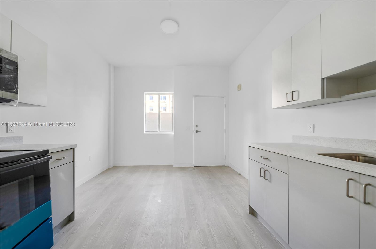 1567 NW 1st St, Miami, Florida 33125, ,Commercialsale,For Sale,1567 NW 1st St,A11528524