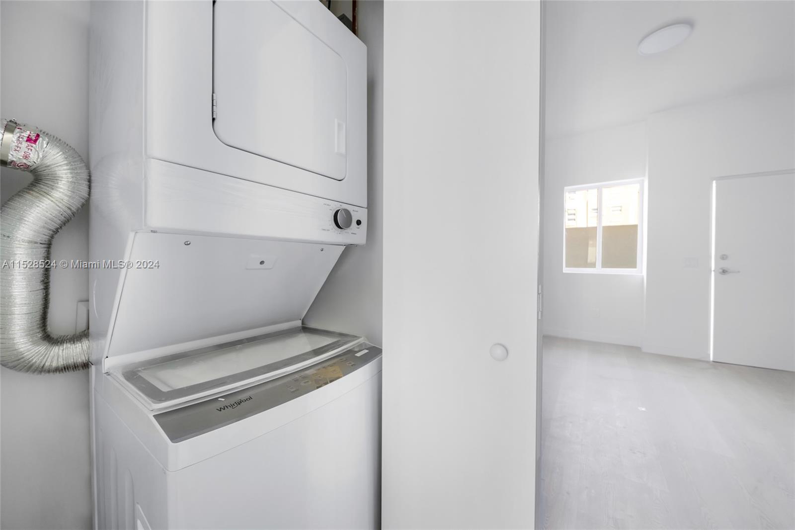 1567 NW 1st St, Miami, Florida 33125, ,Commercialsale,For Sale,1567 NW 1st St,A11528524