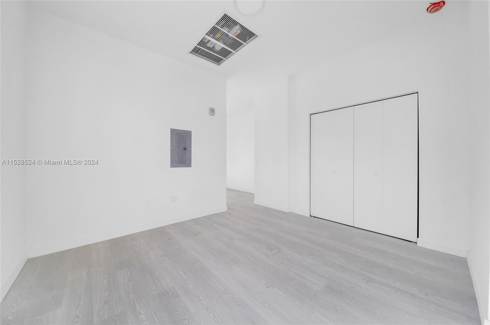 1567 NW 1st St, Miami, Florida 33125, ,Commercialsale,For Sale,1567 NW 1st St,A11528524