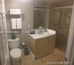 2951 S Bayshore Dr 214, Miami, Florida 33133, 2 Bedrooms Bedrooms, ,2 BathroomsBathrooms,Residentiallease,For Rent,2951 S Bayshore Dr 214,A11528549