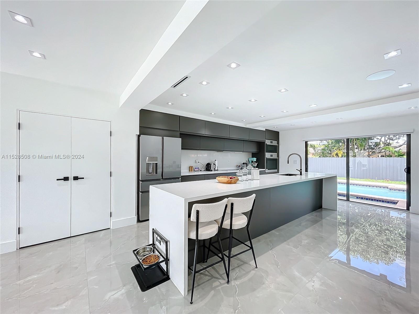Listing Photo 16