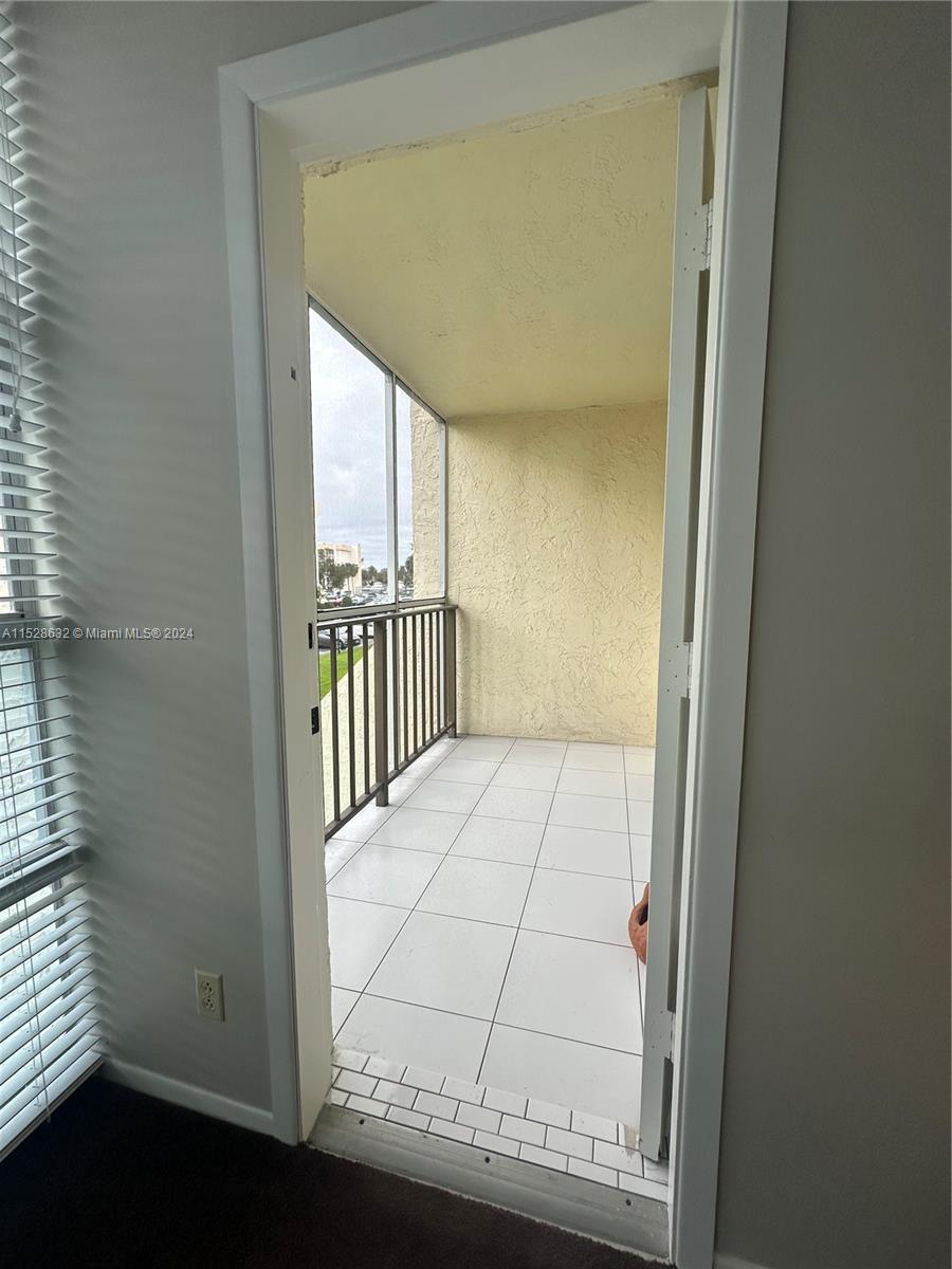 801 Three Islands Blvd 210, Hallandale Beach, Florida 33009, 2 Bedrooms Bedrooms, ,2 BathroomsBathrooms,Residential,For Sale,801 Three Islands Blvd 210,A11528632