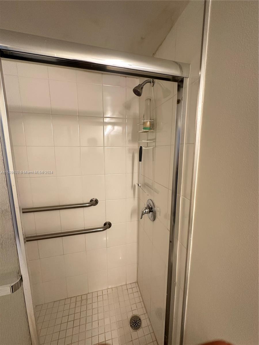 801 Three Islands Blvd 210, Hallandale Beach, Florida 33009, 2 Bedrooms Bedrooms, ,2 BathroomsBathrooms,Residential,For Sale,801 Three Islands Blvd 210,A11528632