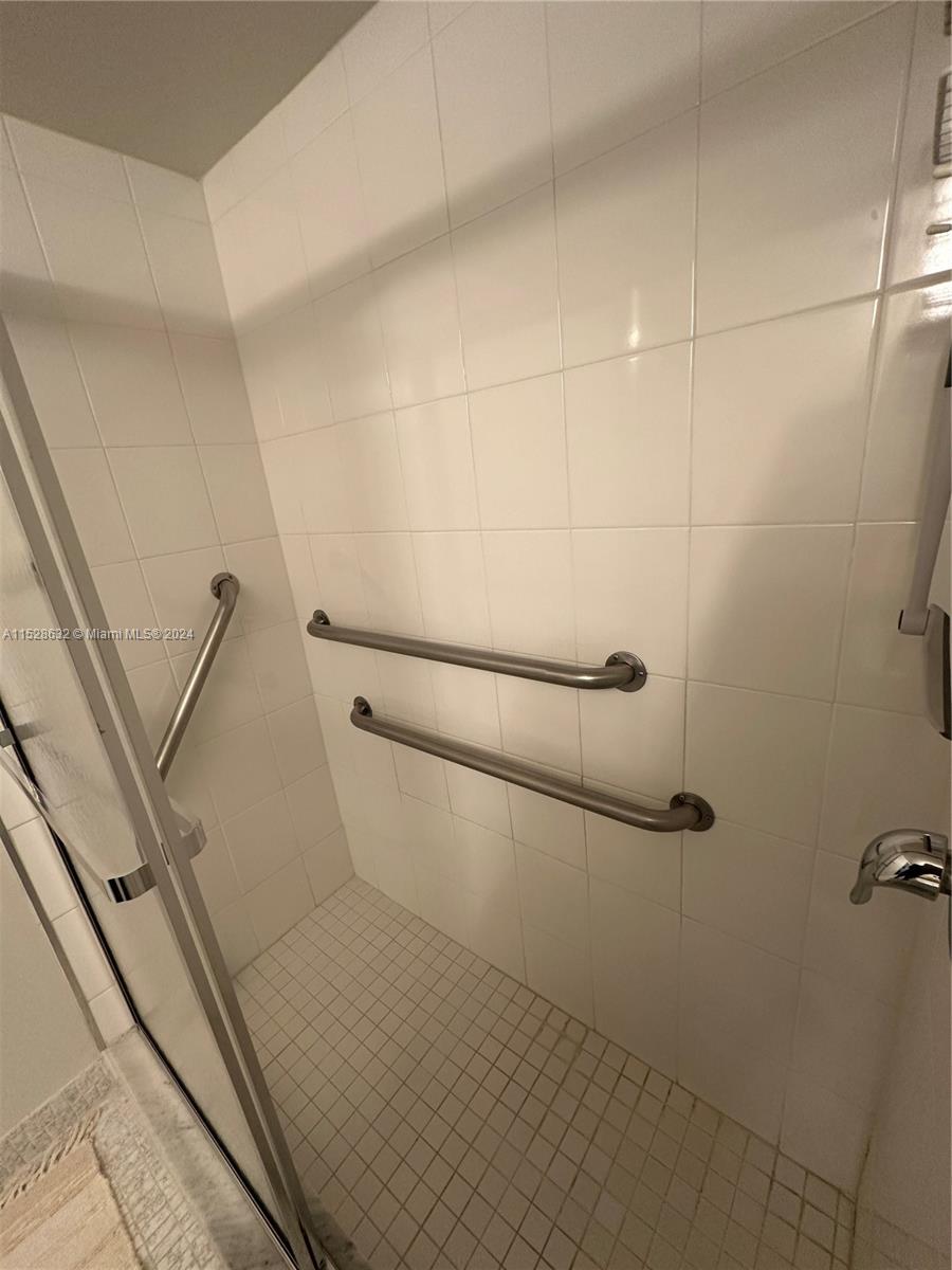 801 Three Islands Blvd 210, Hallandale Beach, Florida 33009, 2 Bedrooms Bedrooms, ,2 BathroomsBathrooms,Residential,For Sale,801 Three Islands Blvd 210,A11528632