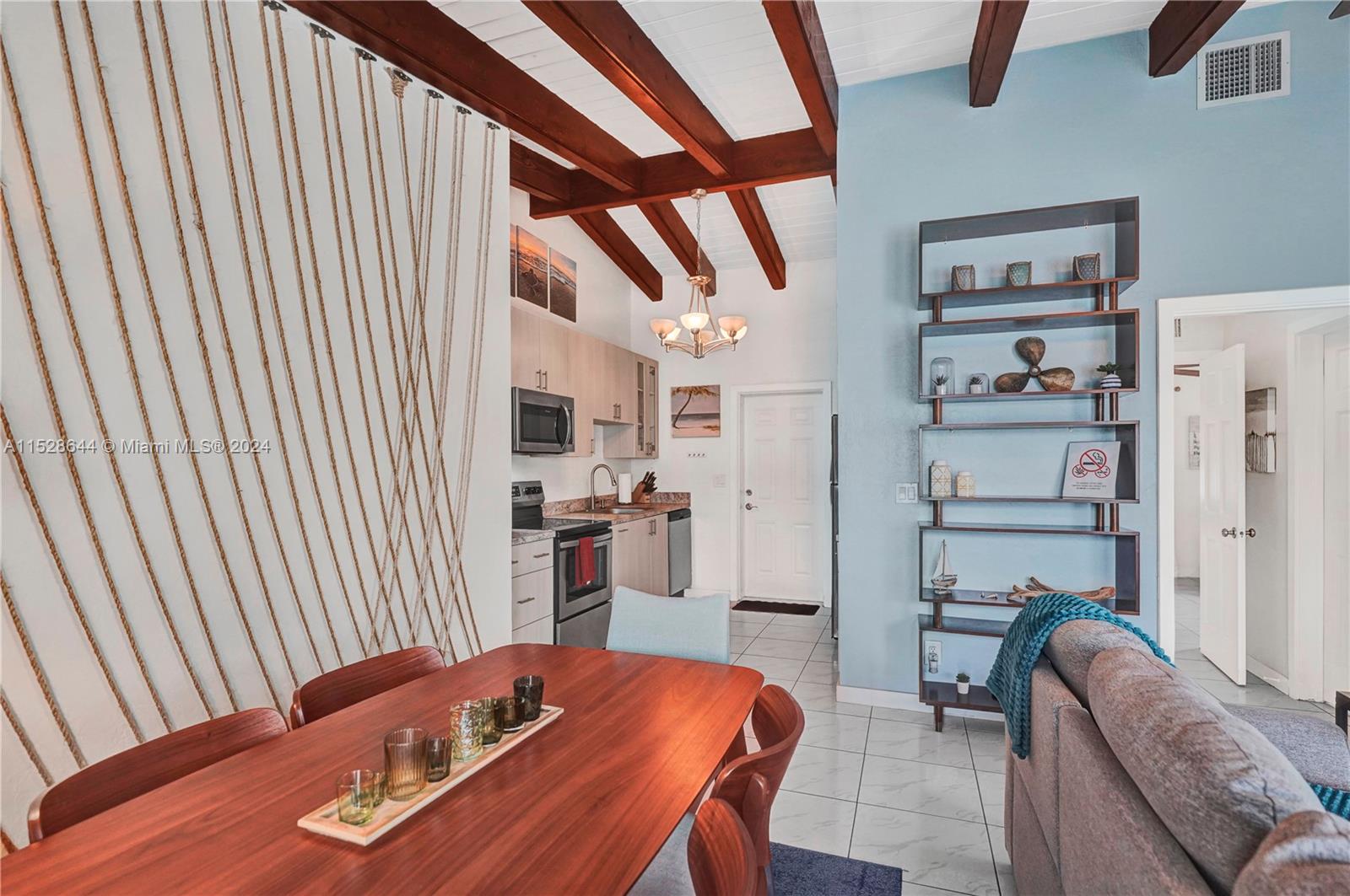 1704 Rodman St 2, Hollywood, Florida 33020, 1 Bedroom Bedrooms, ,1 BathroomBathrooms,Residentiallease,For Rent,1704 Rodman St 2,A11528644