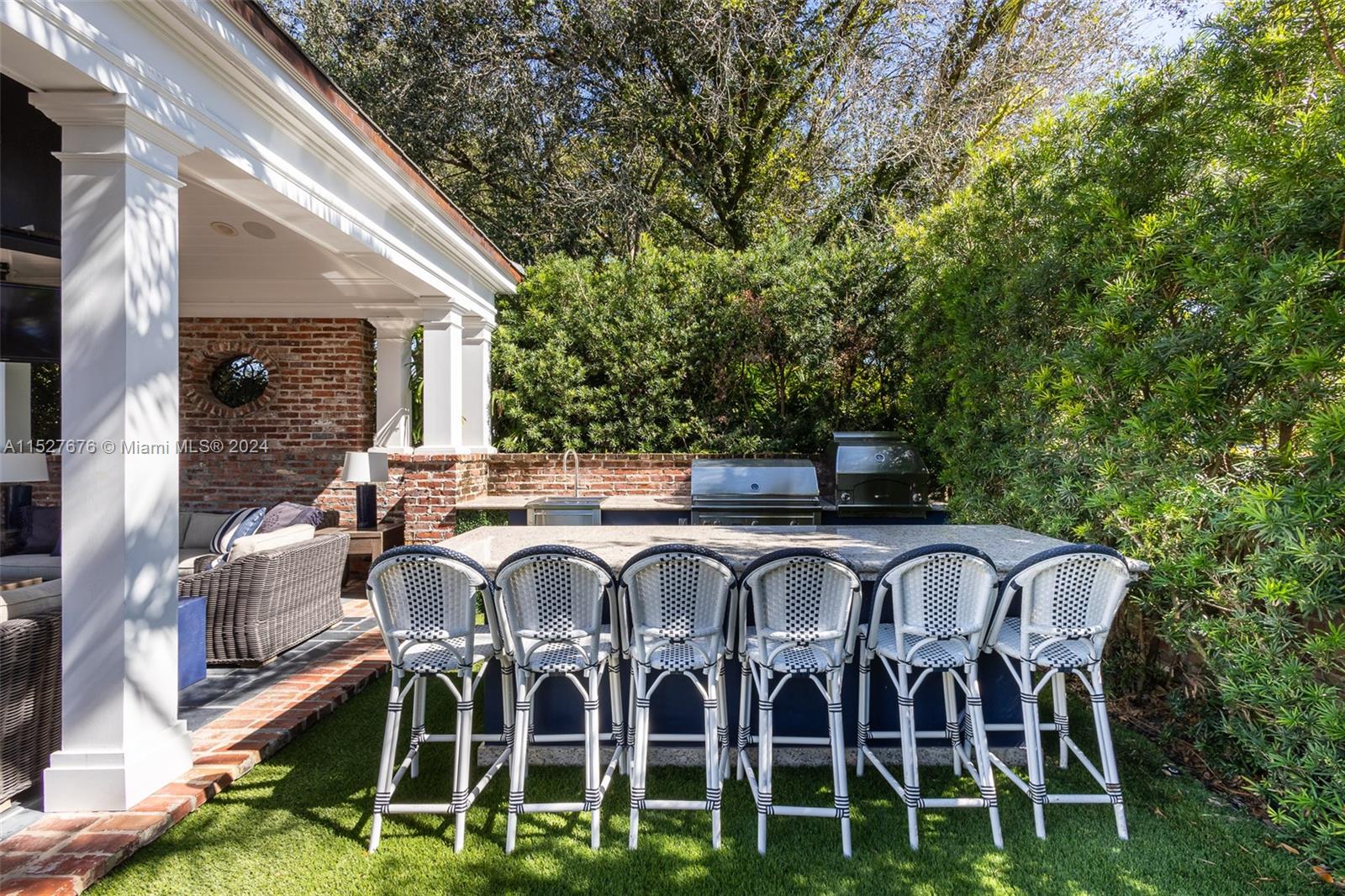 4320 Santa Maria St, Coral Gables, Florida 33146, 5 Bedrooms Bedrooms, ,4 BathroomsBathrooms,Residential,For Sale,4320 Santa Maria St,A11527676