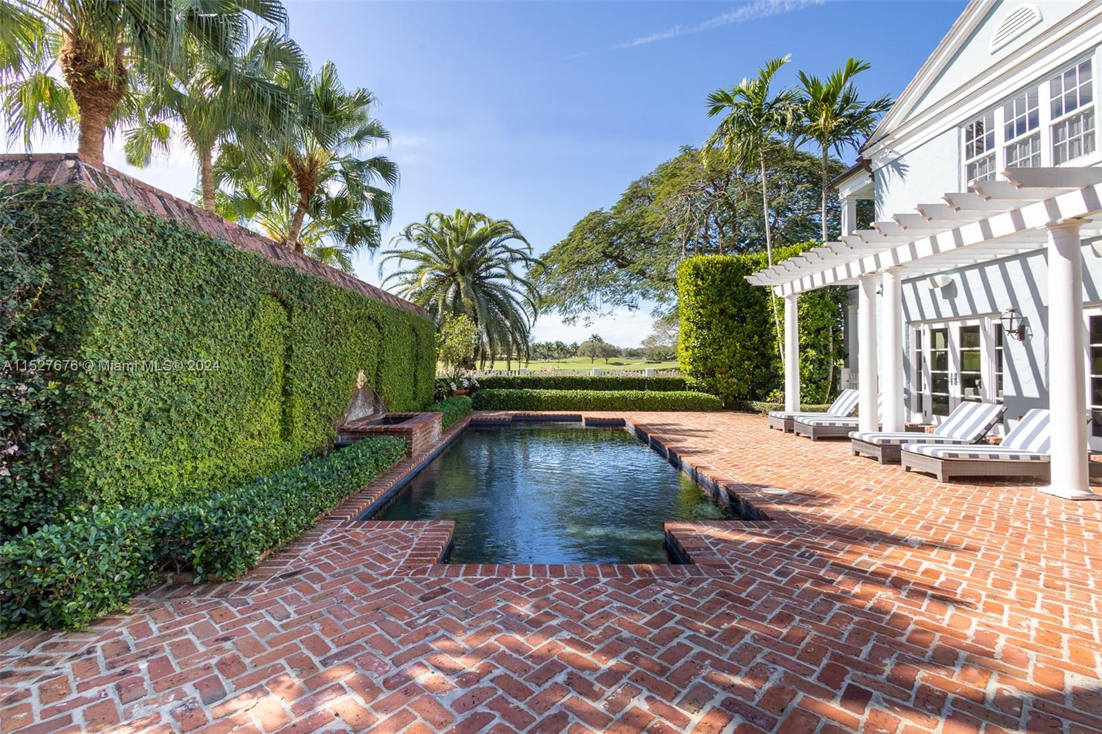 4320 Santa Maria St, Coral Gables, Florida 33146, 5 Bedrooms Bedrooms, ,4 BathroomsBathrooms,Residential,For Sale,4320 Santa Maria St,A11527676