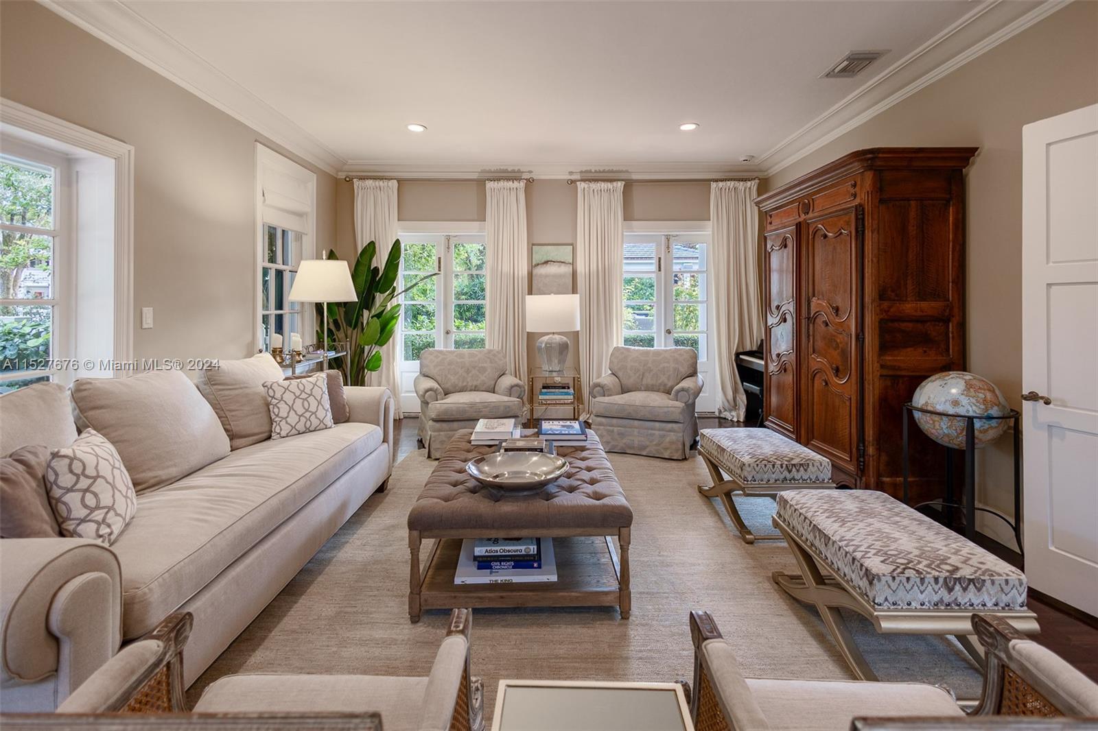 4320 Santa Maria St, Coral Gables, Florida 33146, 5 Bedrooms Bedrooms, ,4 BathroomsBathrooms,Residential,For Sale,4320 Santa Maria St,A11527676