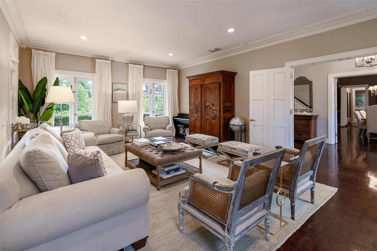 4320 Santa Maria St, Coral Gables, Florida 33146, 5 Bedrooms Bedrooms, ,4 BathroomsBathrooms,Residential,For Sale,4320 Santa Maria St,A11527676