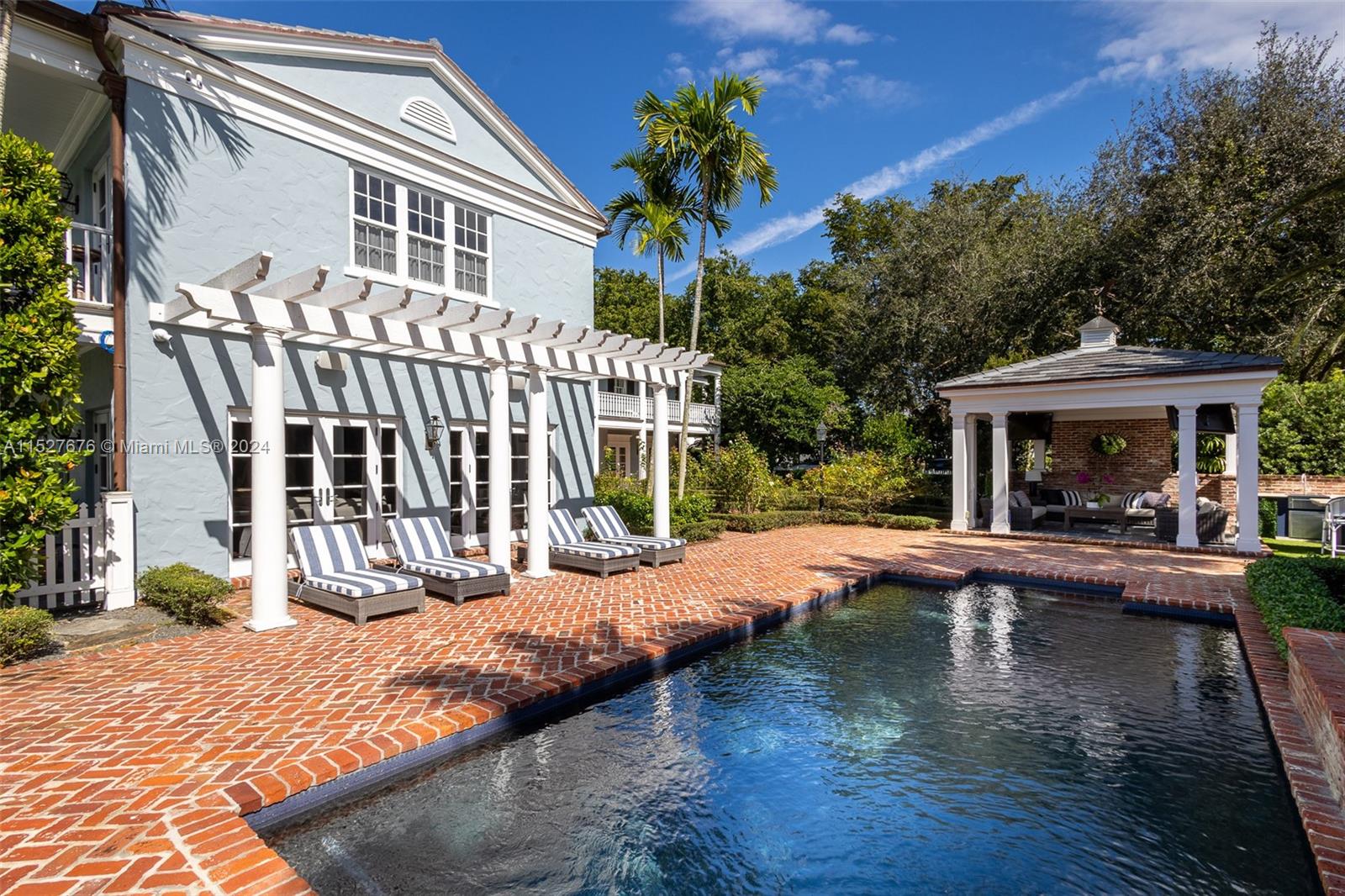 4320 Santa Maria St, Coral Gables, Florida 33146, 5 Bedrooms Bedrooms, ,4 BathroomsBathrooms,Residential,For Sale,4320 Santa Maria St,A11527676