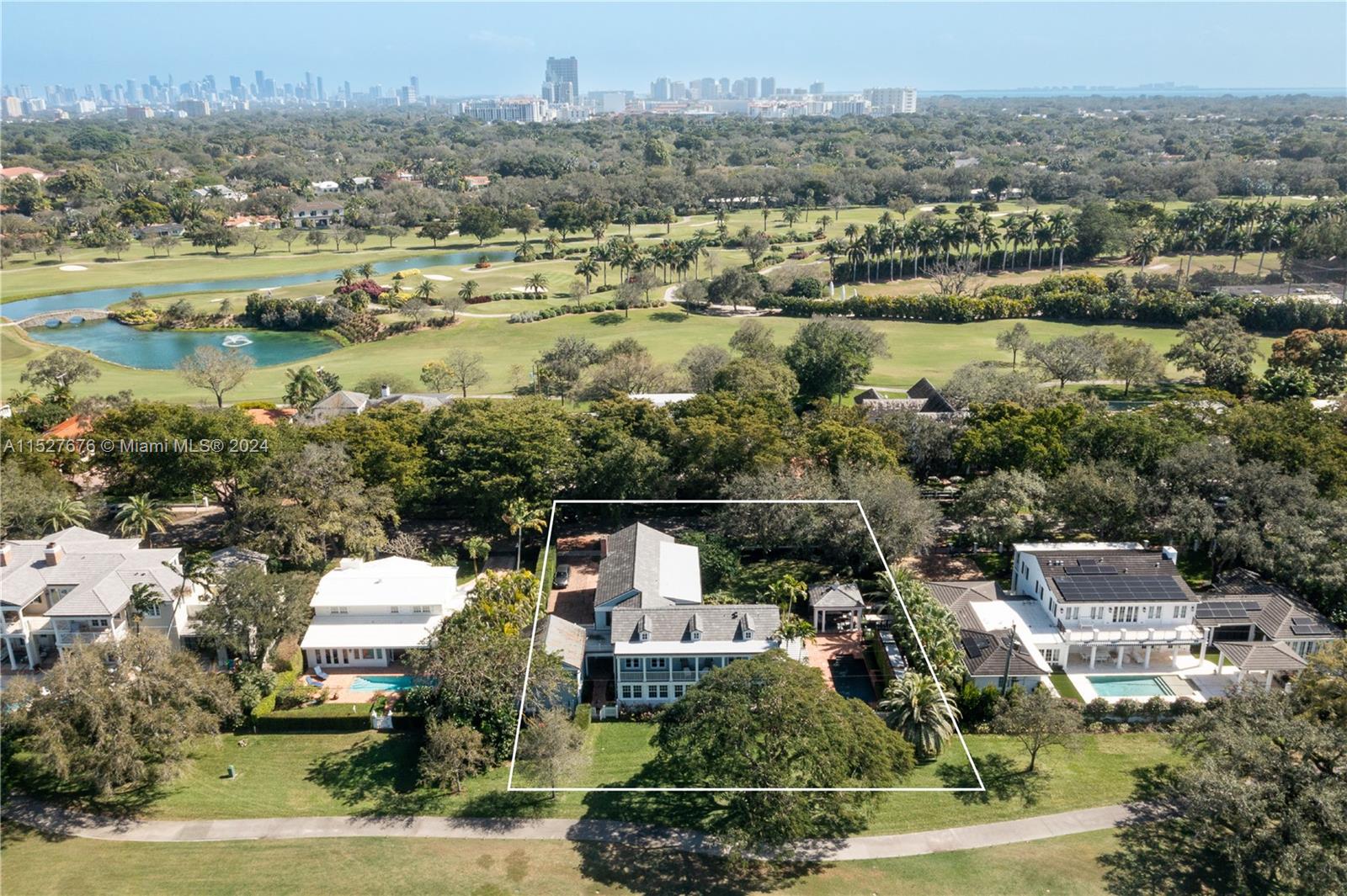 4320 Santa Maria St, Coral Gables, FL, 33146 United States, 5 Bedrooms Bedrooms, ,4 BathroomsBathrooms,Residential,For Sale,Santa Maria St,A11527676