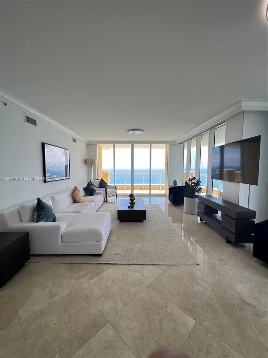 17875 Collins Ave, Sunny Isles Beach, FL, 33160 United States, 4 Bedrooms Bedrooms, ,4 BathroomsBathrooms,Residential,For Sale,Collins Ave,A11528639