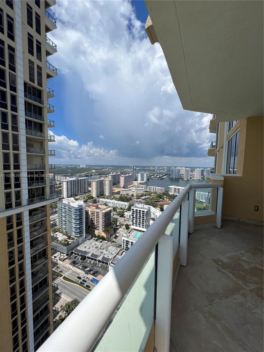 17875 Collins Ave, Sunny Isles Beach, FL, 33160 United States, 4 Bedrooms Bedrooms, ,4 BathroomsBathrooms,Residential,For Sale,Collins Ave,A11528639